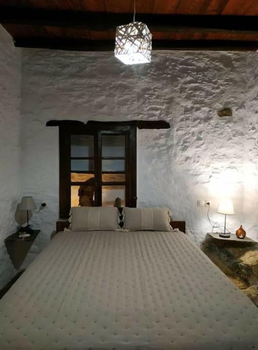 Ano Syros Marvellous Oven Apartment Exterior photo